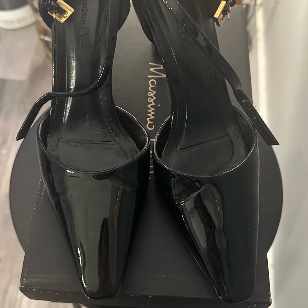 Beautiful shoes that go with every outfit.